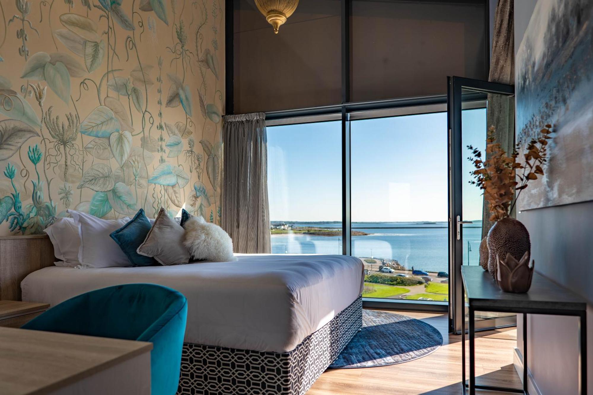 Shoreline Apartments Γκάλγουεϊ Εξωτερικό φωτογραφία