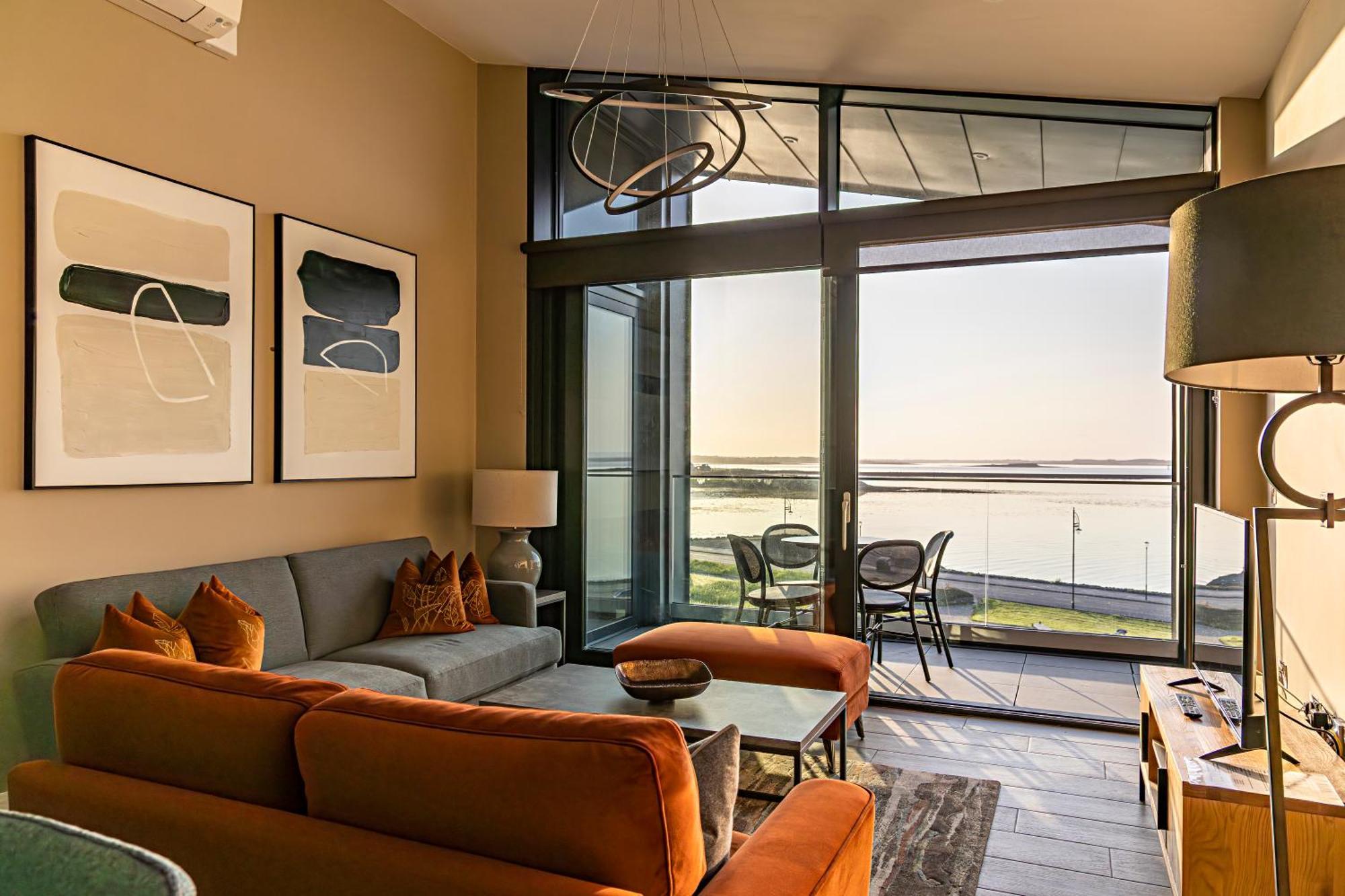 Shoreline Apartments Γκάλγουεϊ Εξωτερικό φωτογραφία